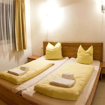 Adler Apartmán *