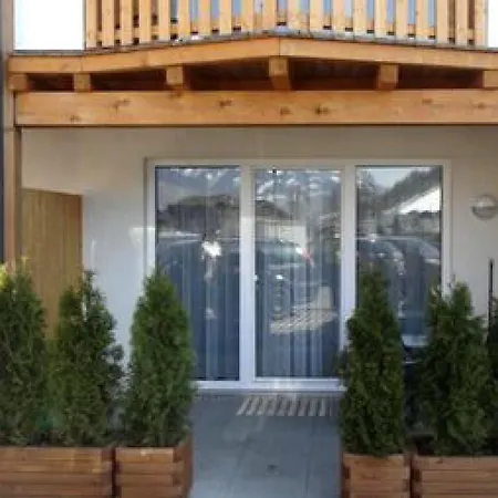 Adler Apartmán *